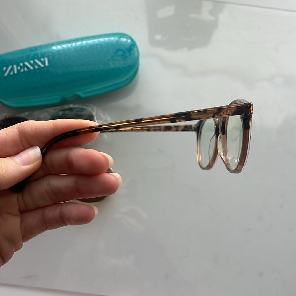 Single vision glasses - Picture 4 of 6